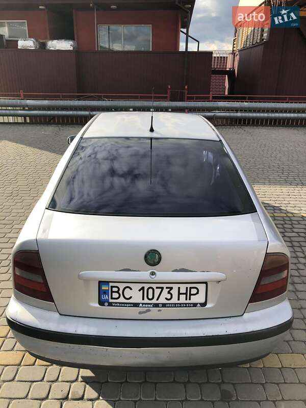 Ліфтбек Skoda Octavia 1997 в Львові