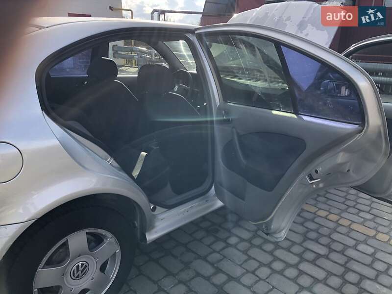 Ліфтбек Skoda Octavia 1997 в Львові