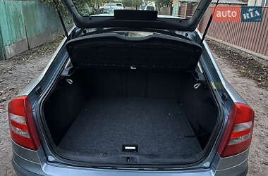Лифтбек Skoda Octavia 2006 в 