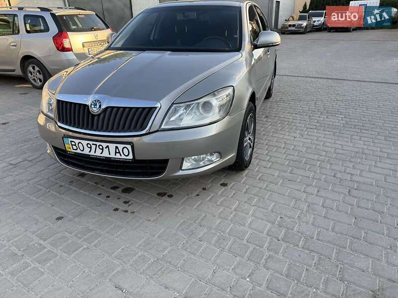 Лифтбек Skoda Octavia 2009 в Тернополе