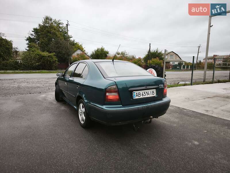 Ліфтбек Skoda Octavia 1999 в Вінниці