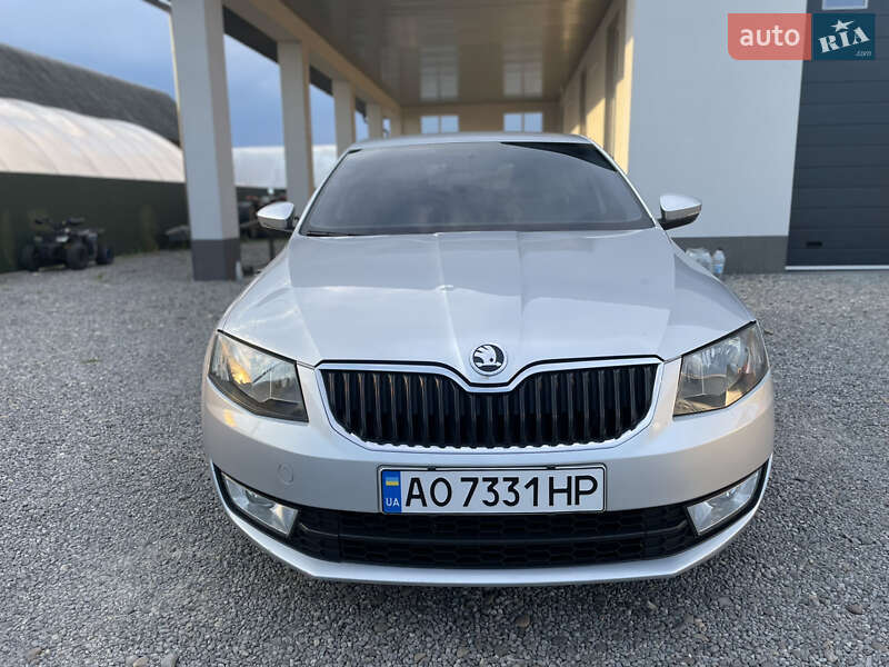 Лифтбек Skoda Octavia 2013 в Иршаве