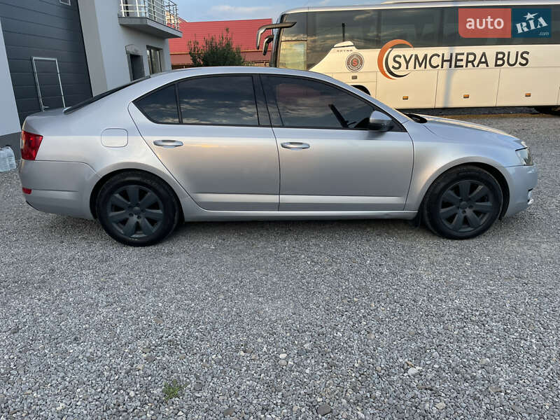 Лифтбек Skoda Octavia 2013 в Иршаве