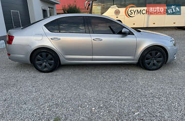 Лифтбек Skoda Octavia 2013 в 