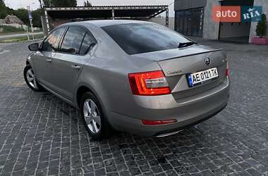 Лифтбек Skoda Octavia 2013 в 