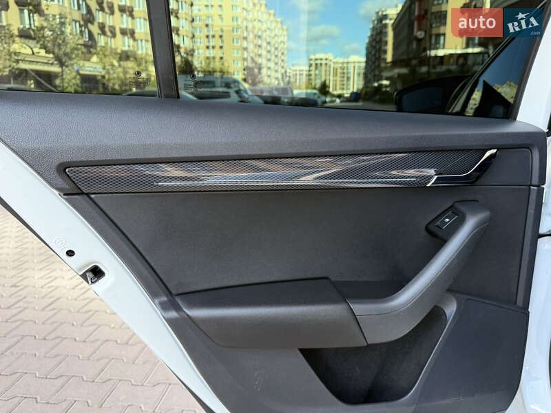 Універсал Skoda Octavia 2019 в Києві