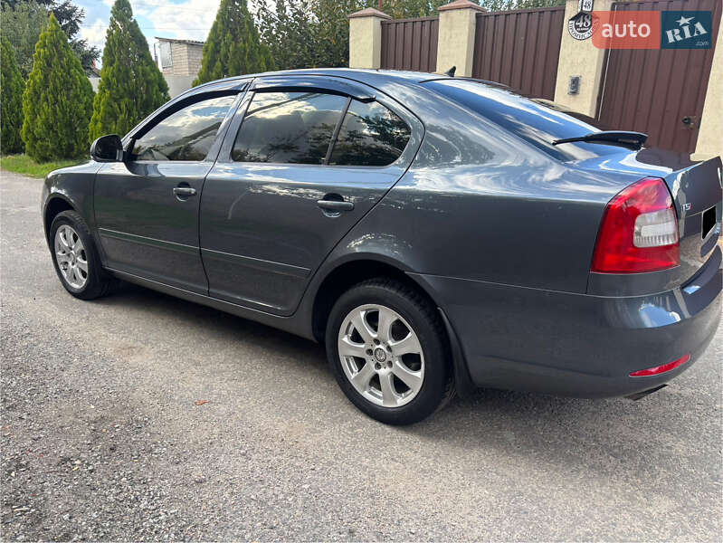 Лифтбек Skoda Octavia 2011 в Запорожье