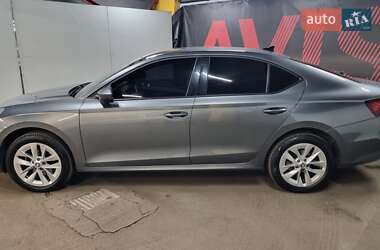 Лифтбек Skoda Octavia 2023 в 