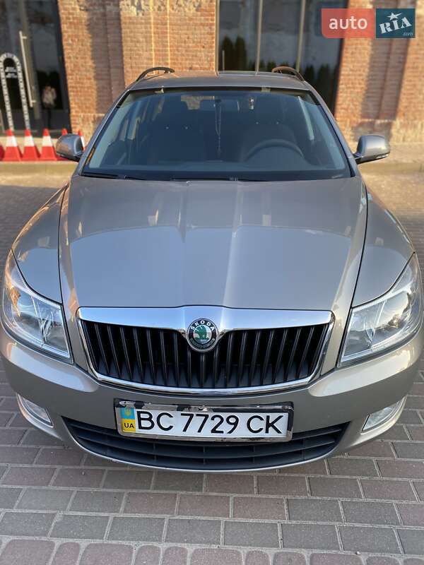 Универсал Skoda Octavia 2011 в Львове