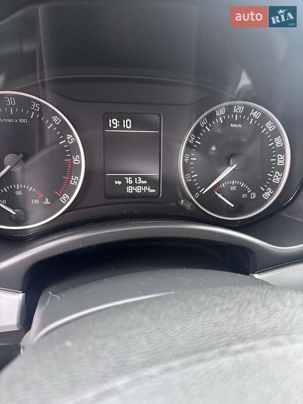 Лифтбек Skoda Octavia 2011 в Звенигородке фото 3 Лифтбек Skoda Octavia 2011 в Звенигородке