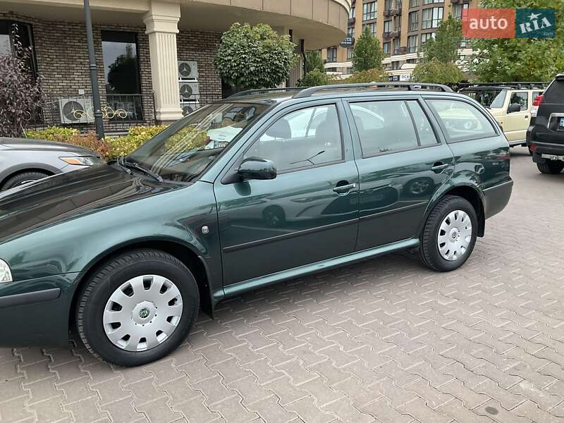 Универсал Skoda Octavia 2008 в Киеве фото 3 Универсал Skoda Octavia 2008 в Киеве