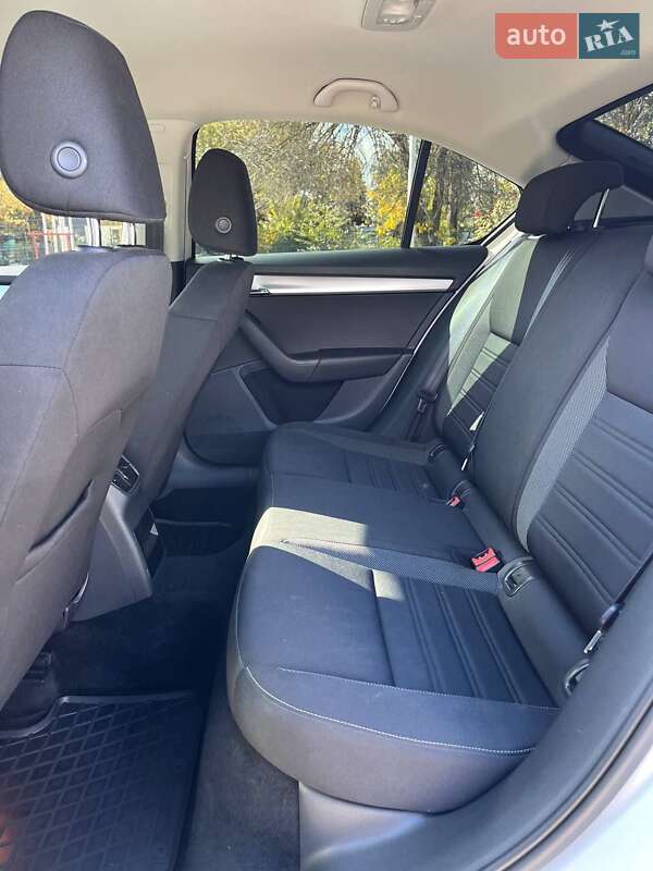 Лифтбек Skoda Octavia 2019 в Николаеве