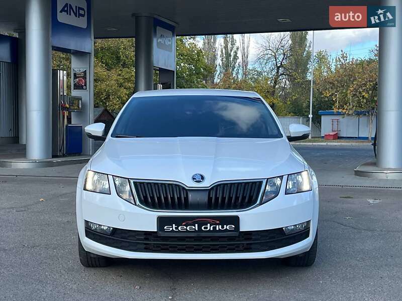 Лифтбек Skoda Octavia 2019 в Николаеве