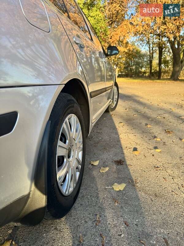 Лифтбек Skoda Octavia 2008 в Кривом Роге фото 8 Лифтбек Skoda Octavia 2008 в Кривом Роге