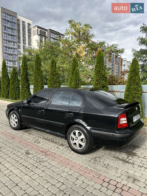 Лифтбек Skoda Octavia 2001 в Ивано-Франковске