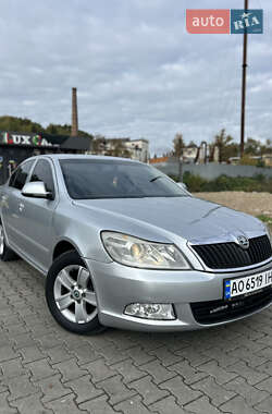 Лифтбек Skoda Octavia 2009 в 