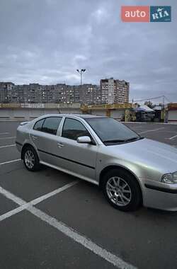 Лифтбек Skoda Octavia 2006 в 