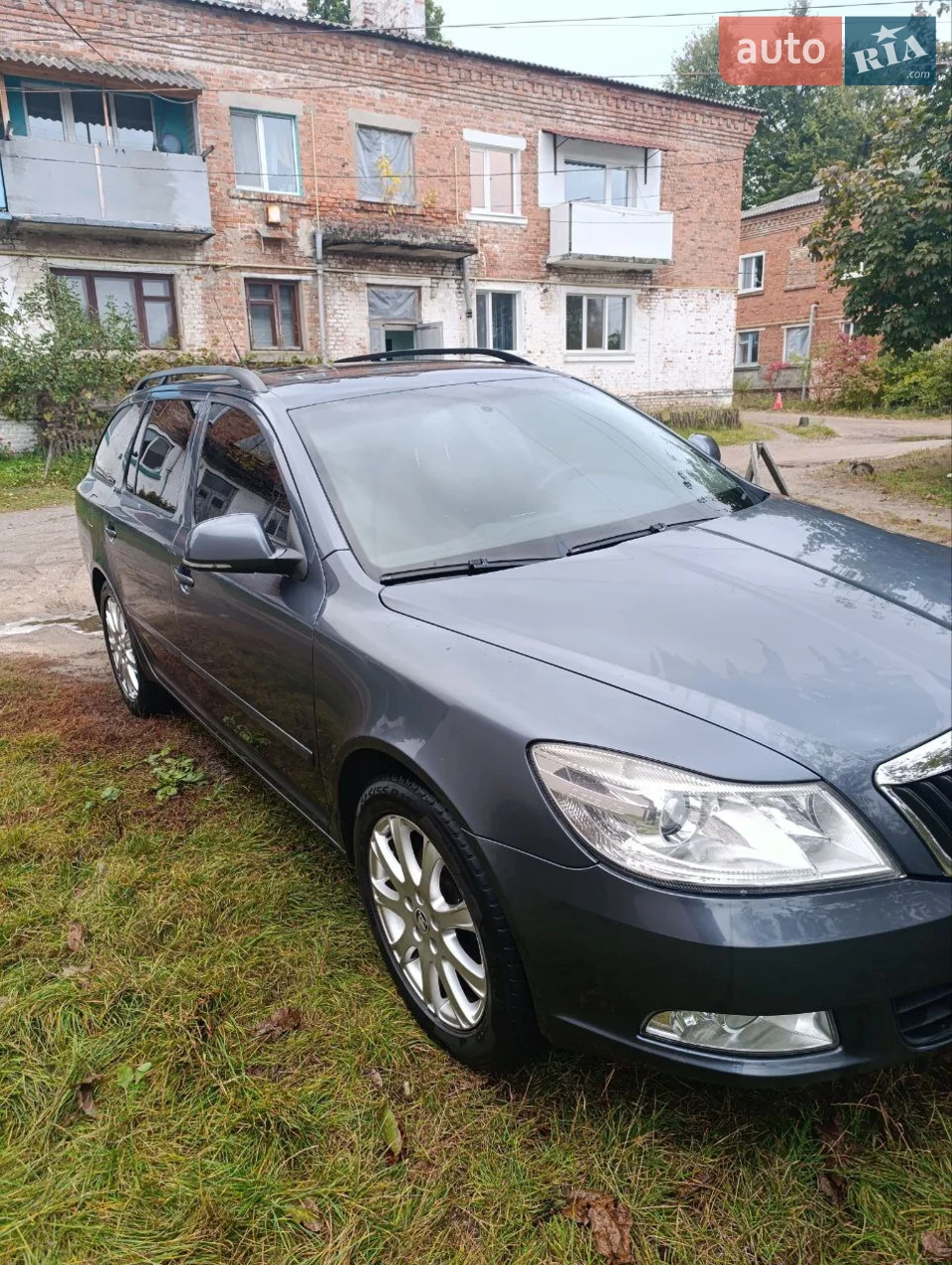2010 Skoda Octavia - мініатюра 20