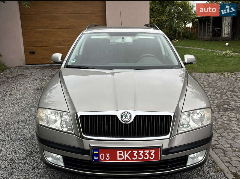 Універсал Skoda Octavia 2008 в Дніпрі