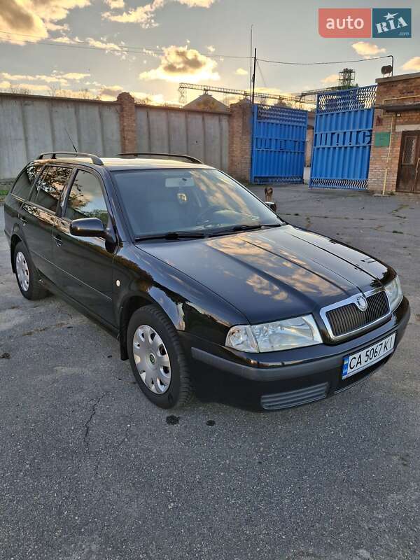 Универсал Skoda Octavia 2005 в Умани