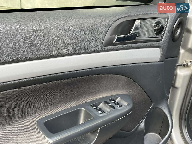 Лифтбек Skoda Octavia 2013 в Киеве