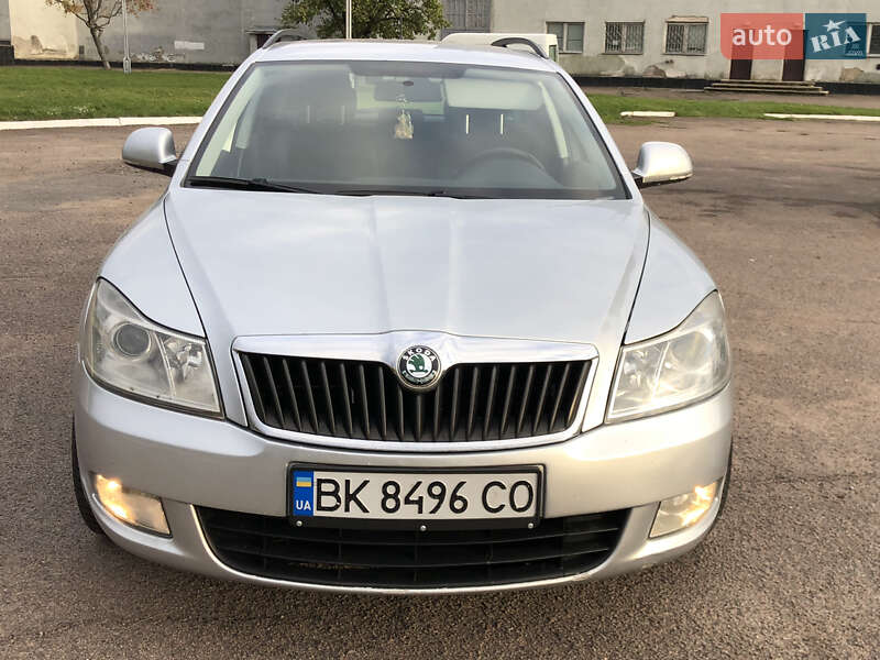 Универсал Skoda Octavia 2012 в Ровно