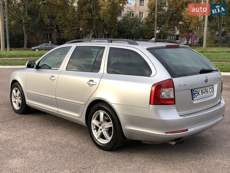 Универсал Skoda Octavia 2012 в Ровно