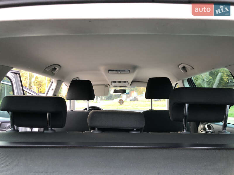 Универсал Skoda Octavia 2012 в Ровно