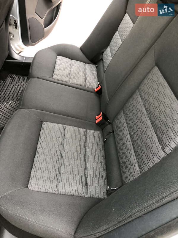Универсал Skoda Octavia 2012 в Ровно