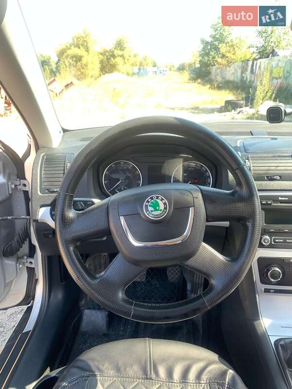 Лифтбек Skoda Octavia 2009 в Киеве фото 20 Лифтбек Skoda Octavia 2009 в Киеве