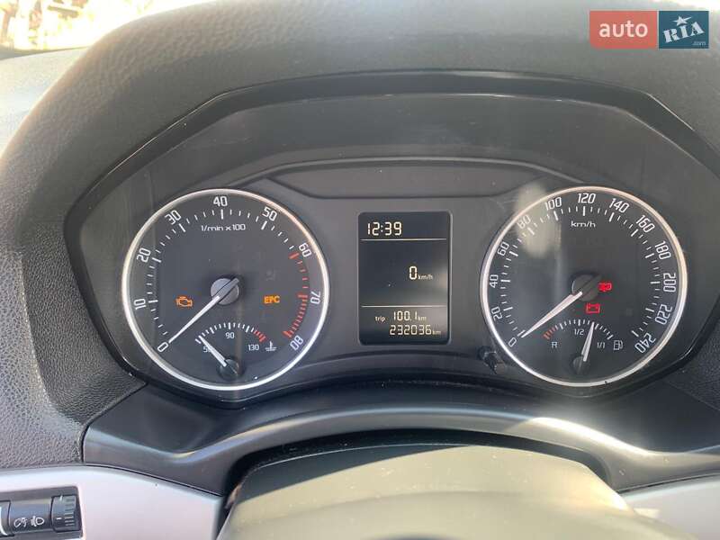 Лифтбек Skoda Octavia 2009 в Киеве фото 23 Лифтбек Skoda Octavia 2009 в Киеве