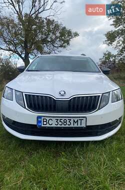 Универсал Skoda Octavia 2017 в Стрые