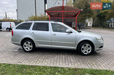 Универсал Skoda Octavia 2012 в 