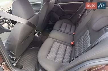 Лифтбек Skoda Octavia 2009 в 