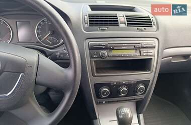 Лифтбек Skoda Octavia 2009 в 