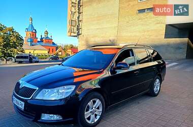 Универсал Skoda Octavia 2010 в 