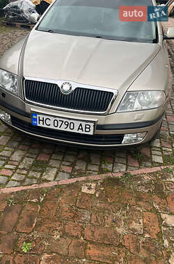 Лифтбек Skoda Octavia 2005 в Львове