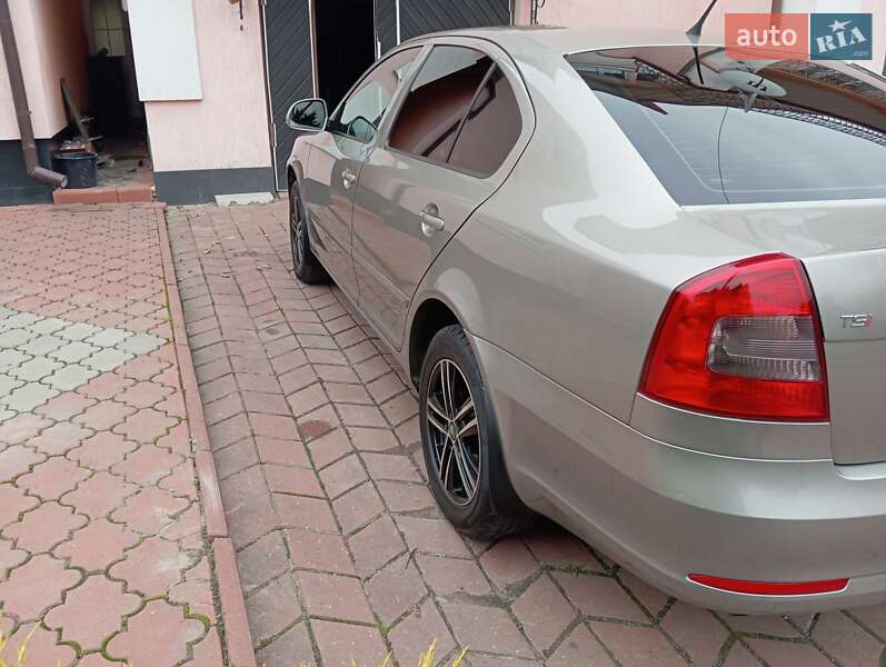 Лифтбек Skoda Octavia 2012 в Хмельницком фото 7 Лифтбек Skoda Octavia 2012 в Хмельницком