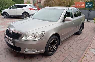 Ліфтбек Skoda Octavia 2012 в  фото 11 Ліфтбек Skoda Octavia 2012 в