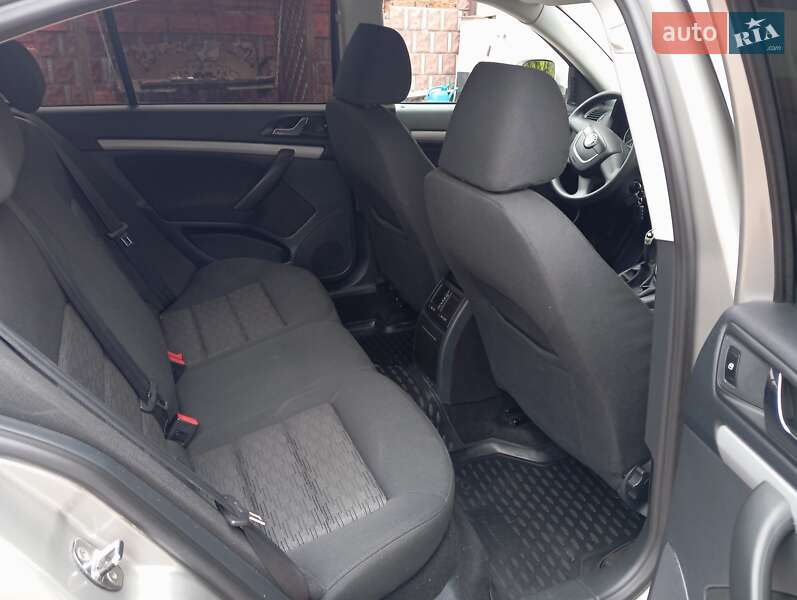 Лифтбек Skoda Octavia 2012 в Хмельницком фото 13 Лифтбек Skoda Octavia 2012 в Хмельницком