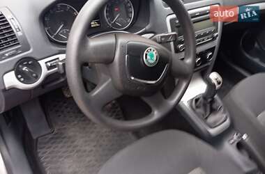 Ліфтбек Skoda Octavia 2012 в  фото 17 Ліфтбек Skoda Octavia 2012 в