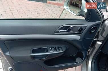 Ліфтбек Skoda Octavia 2012 в  фото 18 Ліфтбек Skoda Octavia 2012 в