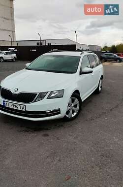 Универсал Skoda Octavia 2017 в Софиевской Борщаговке
