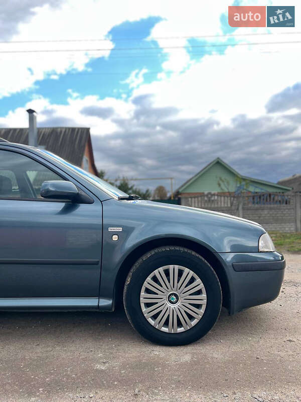 Универсал Skoda Octavia 2004 в Виннице