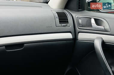 Універсал Skoda Octavia 2009 в 