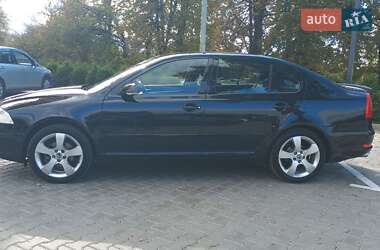 Лифтбек Skoda Octavia 2009 в 