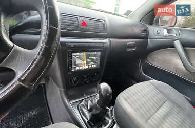 Лифтбек Skoda Octavia 2004 в 