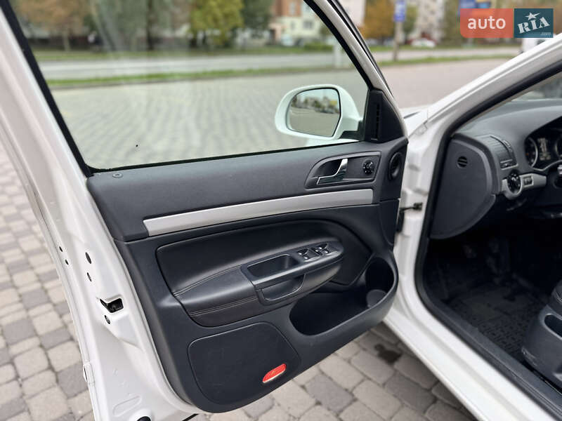 Універсал Skoda Octavia 2012 в Хмельницькому