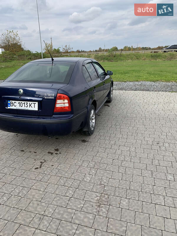 Лифтбек Skoda Octavia 2004 в Буске