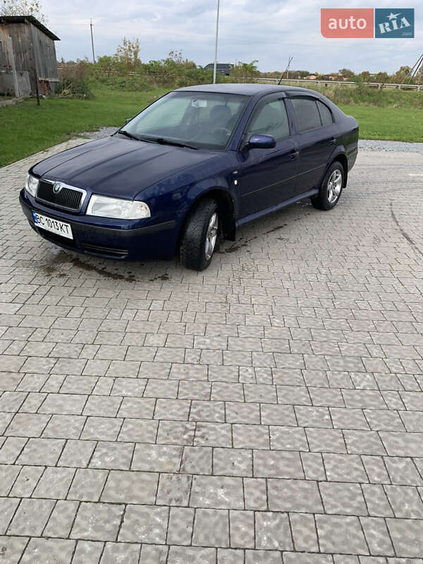 Лифтбек Skoda Octavia 2004 в Буске